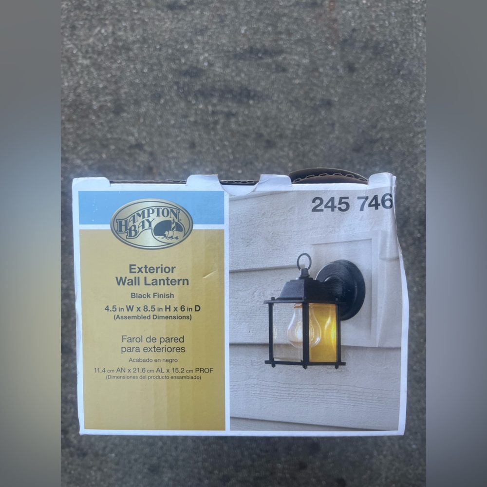 Hampton Bay exterior coach lantern NWT